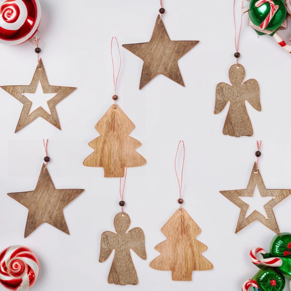 Lot de 8 pendentifs de Noël en bois pour la déco