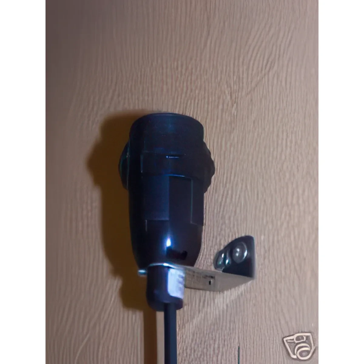 Appliques murales à brancher sur une prise éle