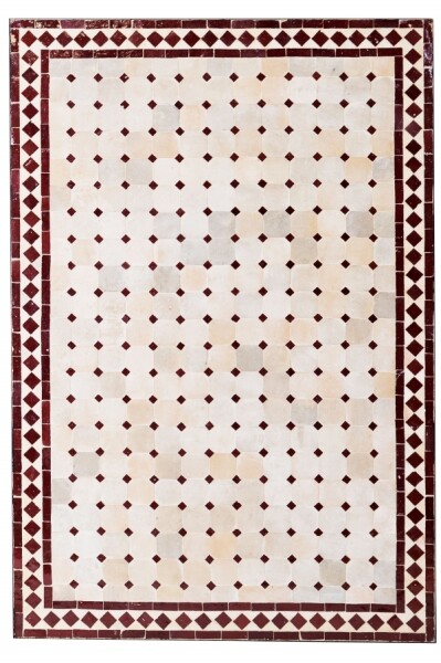 Beige-bordeaux